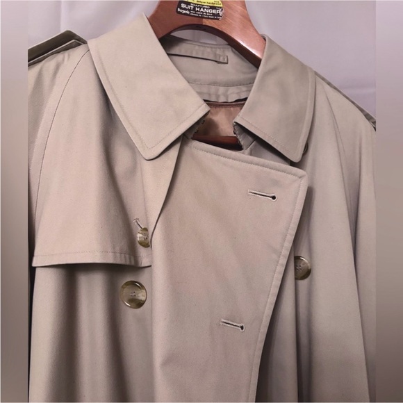 Vintage Burberrys’ Trench Coat - Made in England - Picture 2 of 13